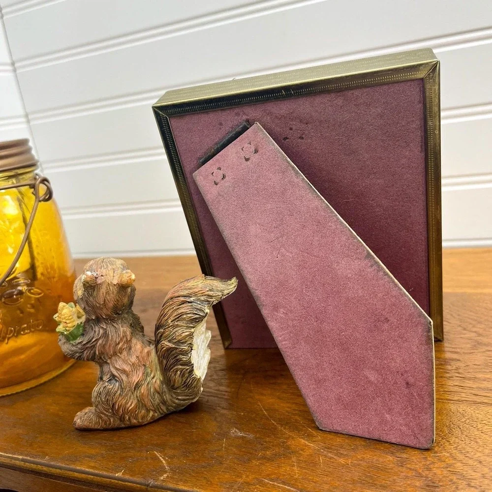 N/A vintage squirrel